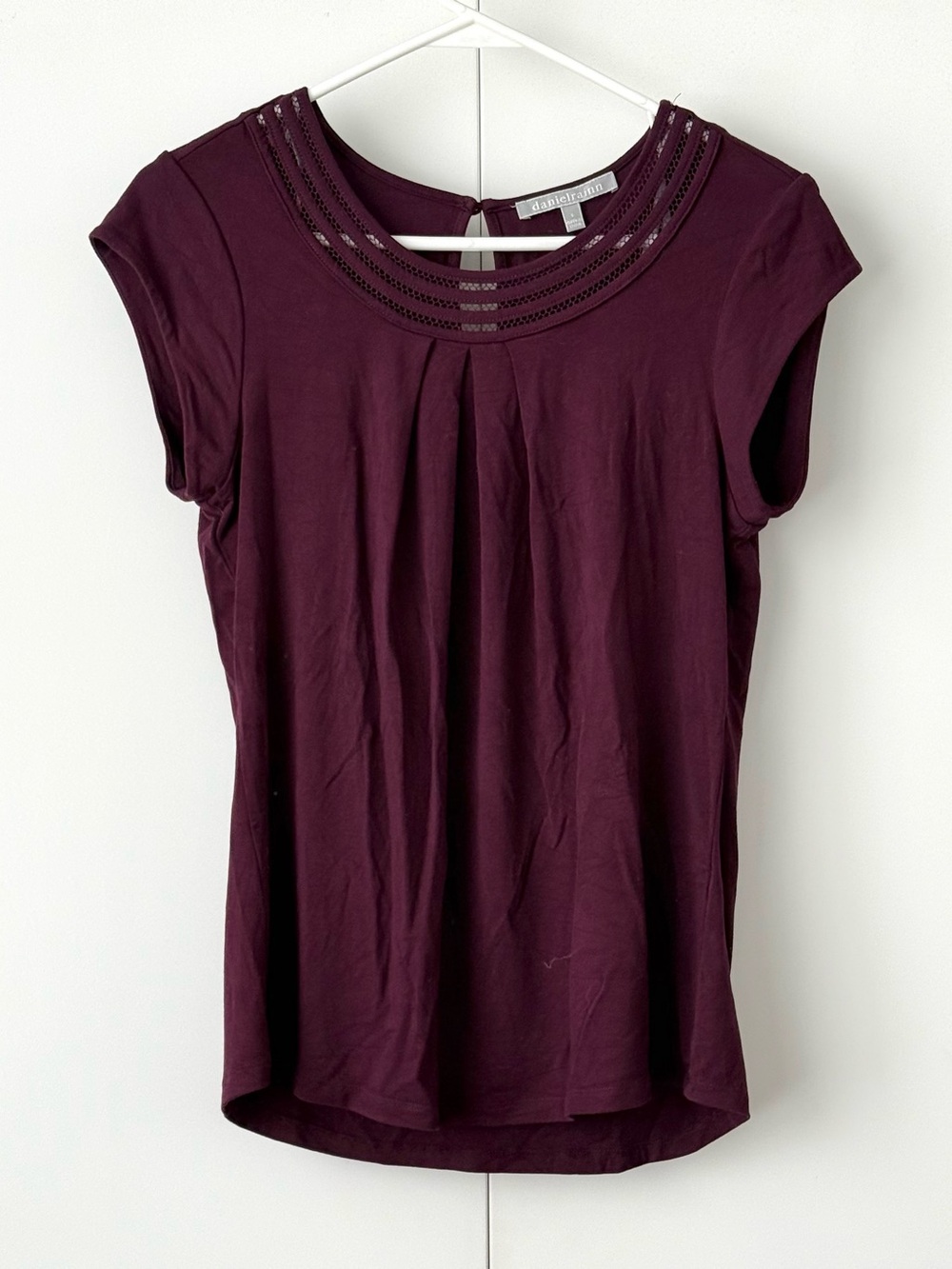 Daniel Rainn - Brinn Scoop Neck Pleat Detail Knit Top in Dark Purple, size S